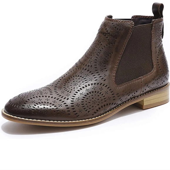 Mona Flying Leather Wingtip Ankle Boots for Women, size 37 - Picture 3 of 3